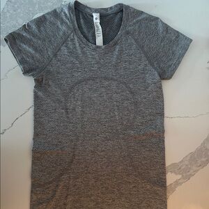 lululemon Swiftly Tech Short-Sleeve Shirt 2.0 Slate/White